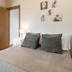 Gloria In - Velho Apartamento Oporto