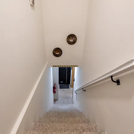 Gloria In - Velho * Oporto