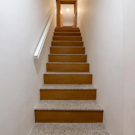 Gloria In - Velho 포르투